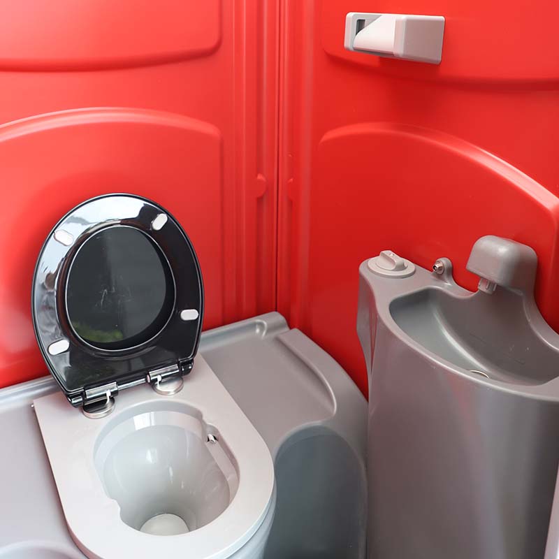 Outdoor Portable Chemical Flushing Seat Loo For Sale