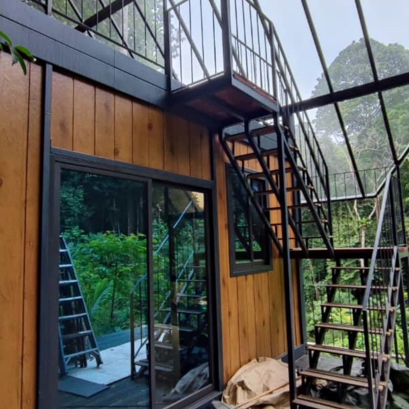 Building in Nature: A Perfect Solution with Detachable Container Houses