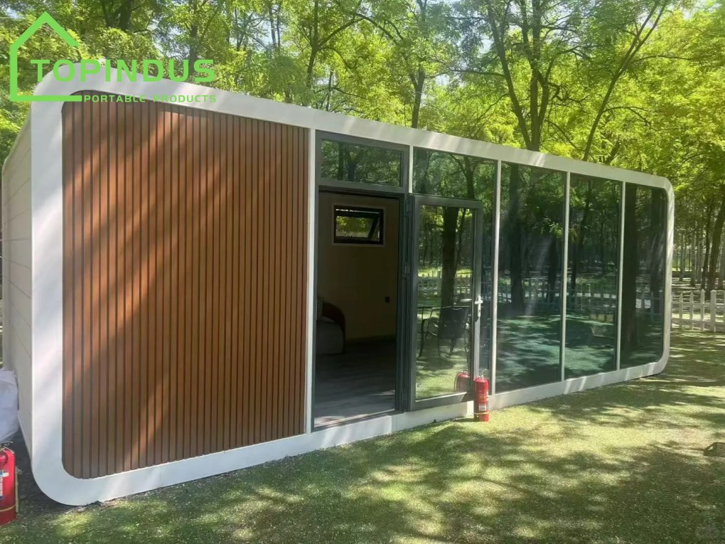 European customers' repeat purchases of Apple Cabin house accommodations